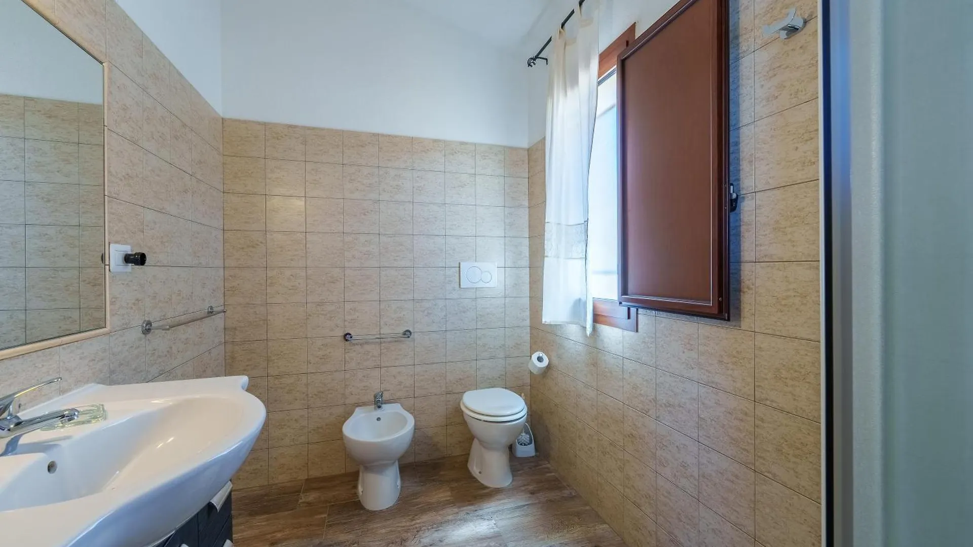 Apartamento Casa Ginepro Piscina E Vista Mare Aglientu