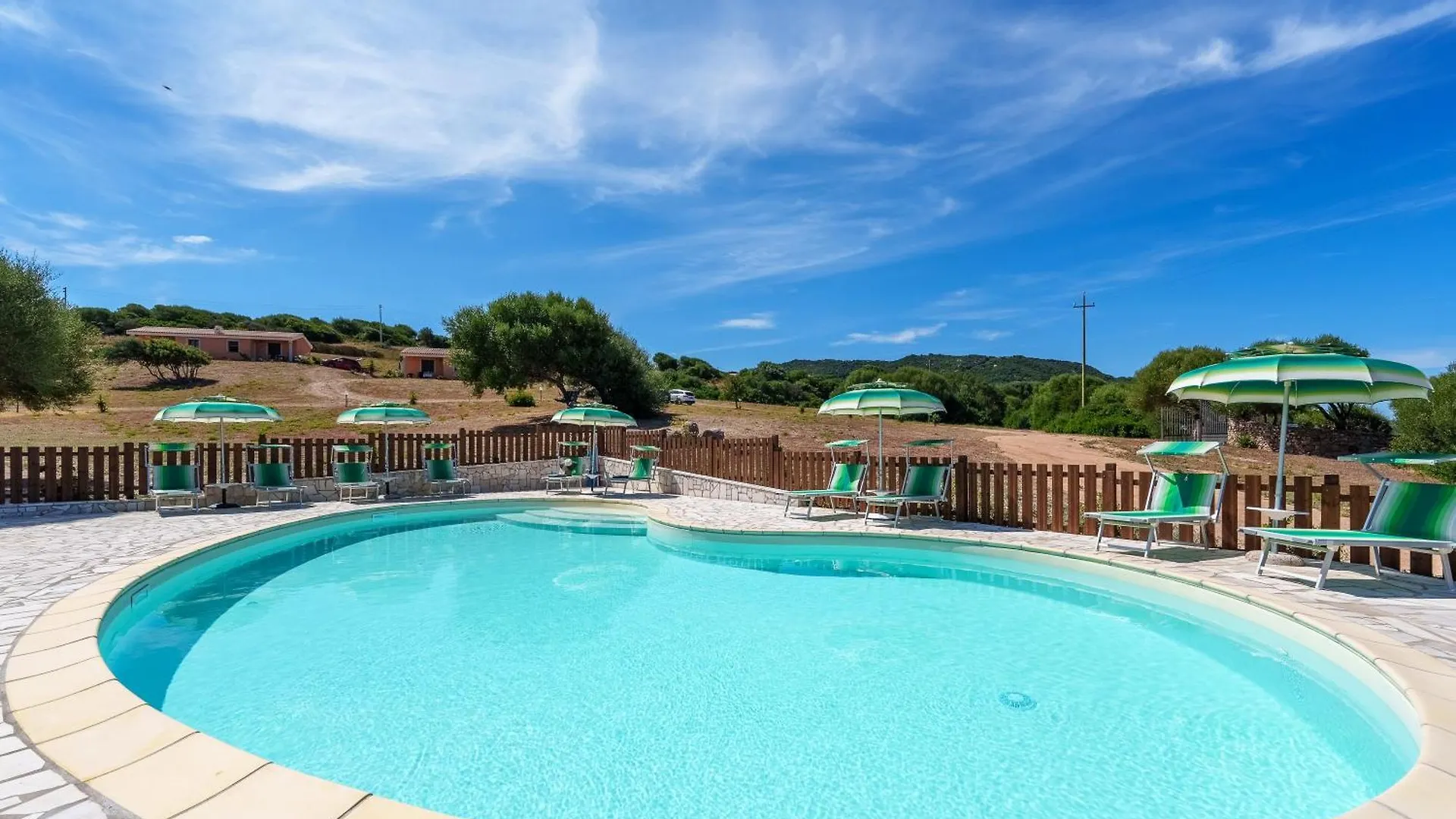 Apartamento Casa Ginepro Piscina E Vista Mare Aglientu